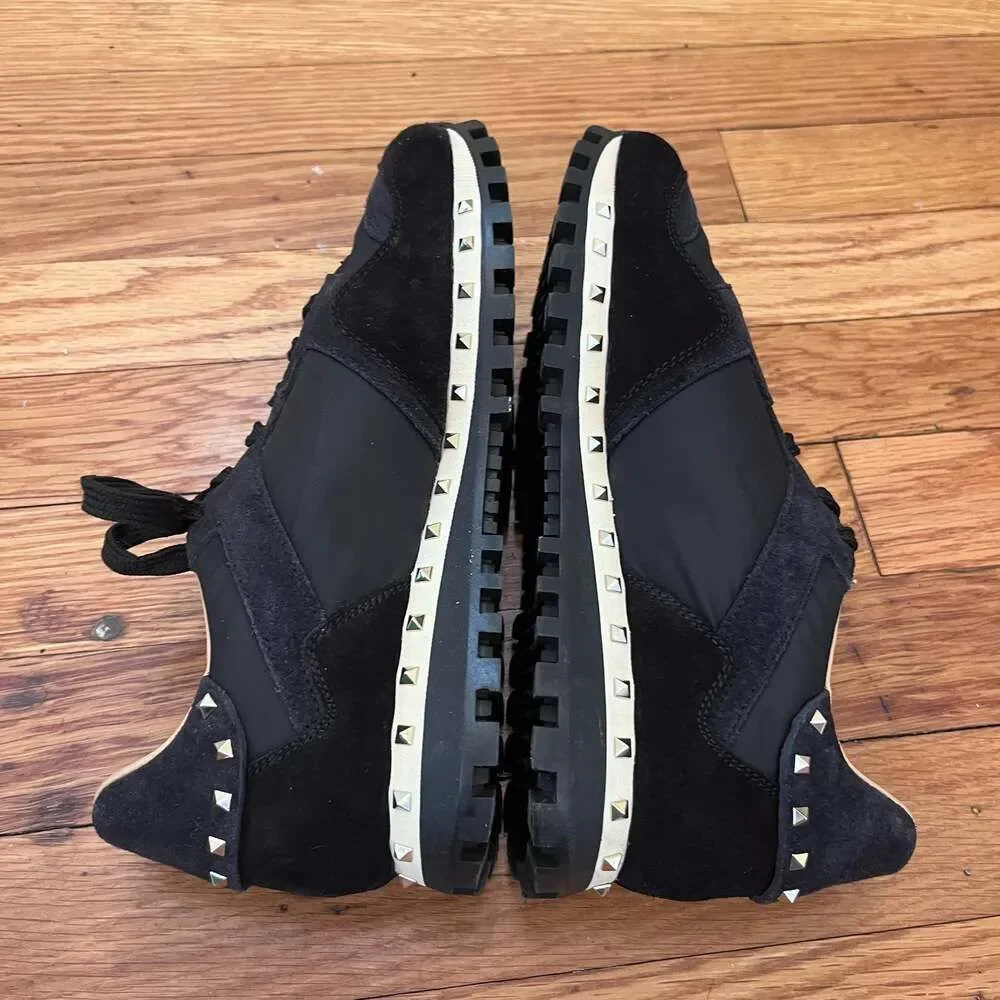 Valentino Garavani Black Rockstud Runner Running Shoes Sneakers Size 37